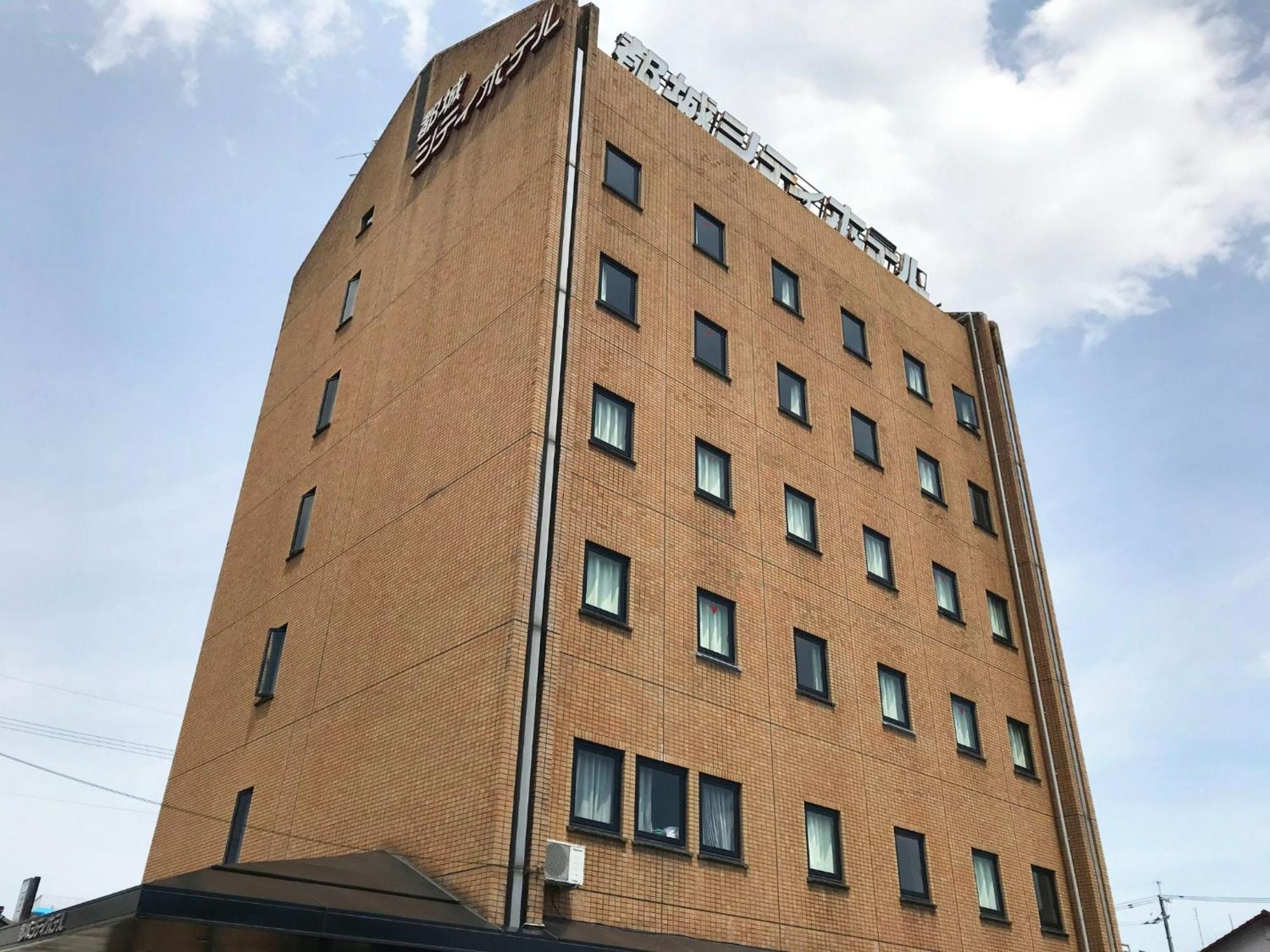 Miyakonojo City Hotel - Vacation Stay 15153V Exteriör bild